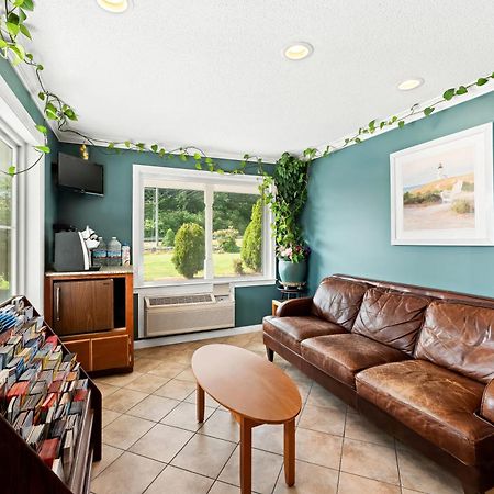 Americas Best Value Inn Stonington Mystic Eksteriør bilde